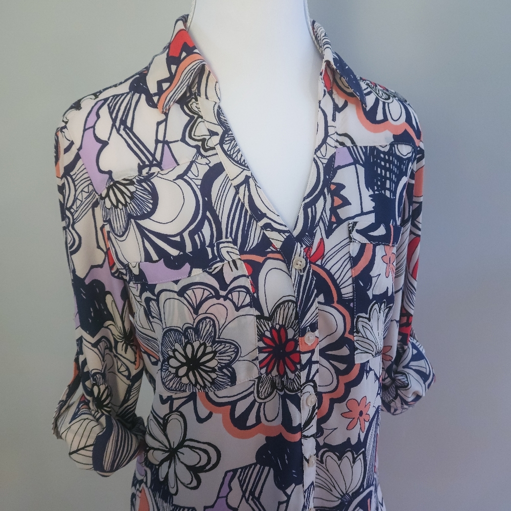 Express Portofino XS Slim Fit Floral Abstract Button-Down Shirt Multicolor - Picture 7 of 8